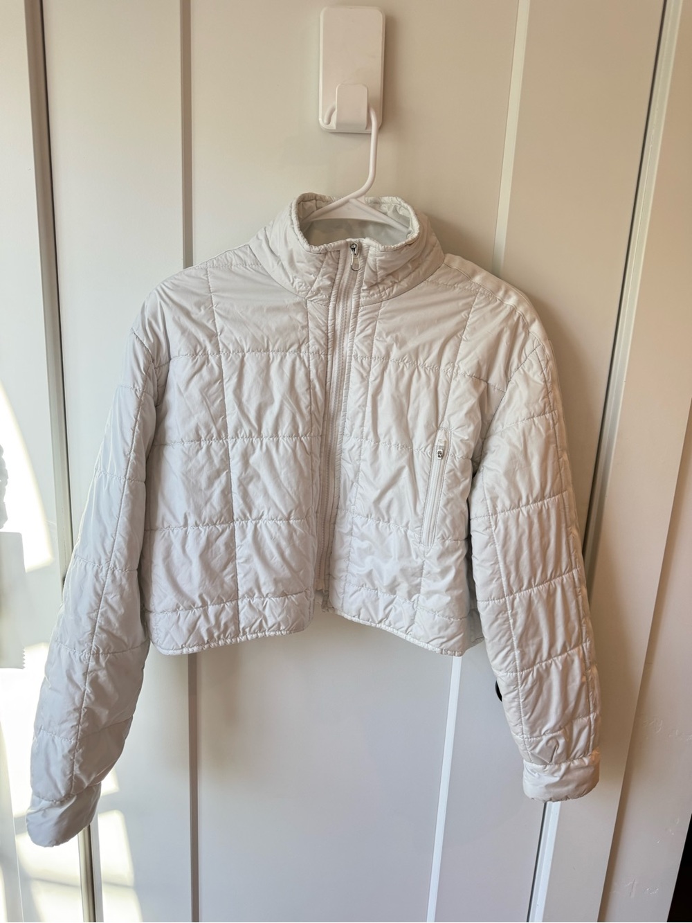 Lightweight White Quilted Cropped Jacket